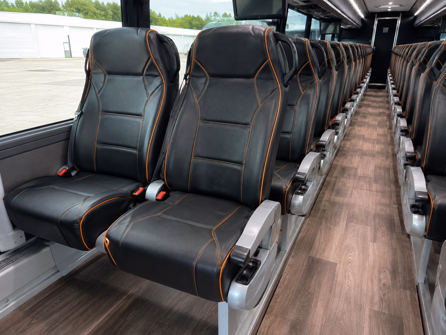 buses for multi day wedding weekends across state lines