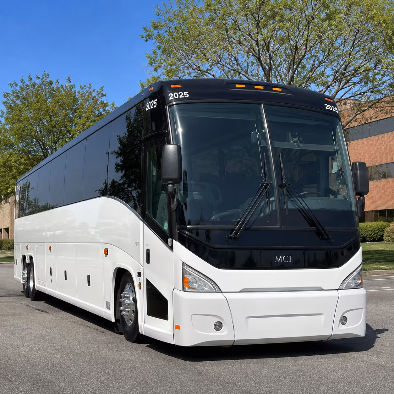 convention shuttle buses between village west hotels and bartle hall