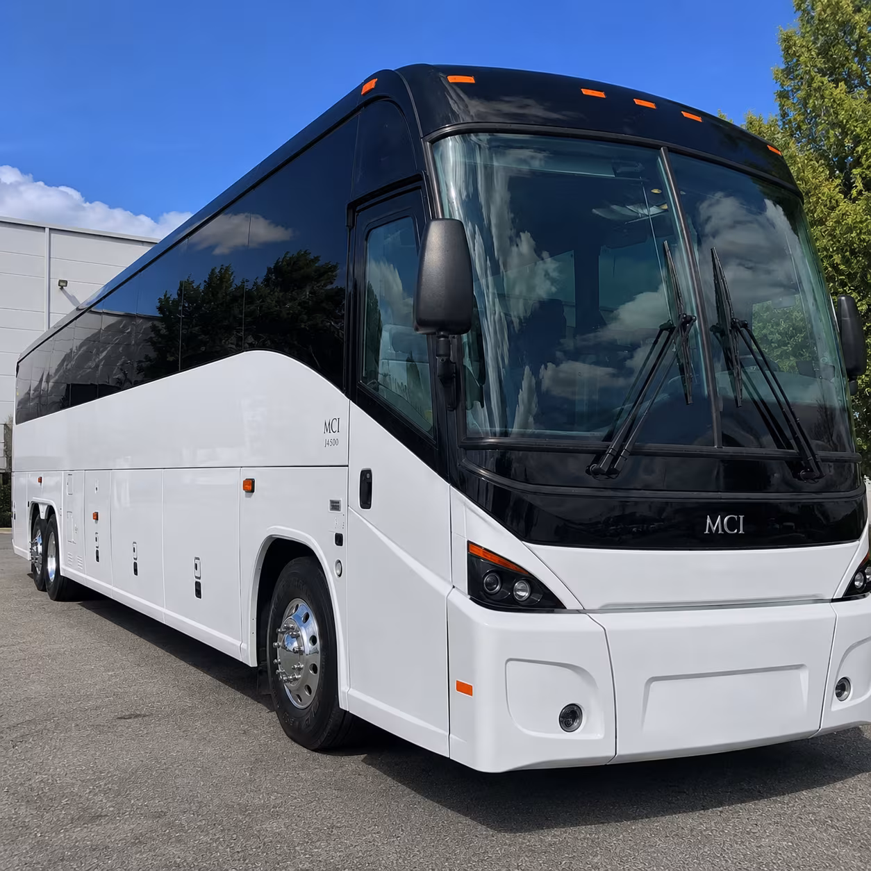 employee shuttle buses for kumc and healthcare campuses in kck
