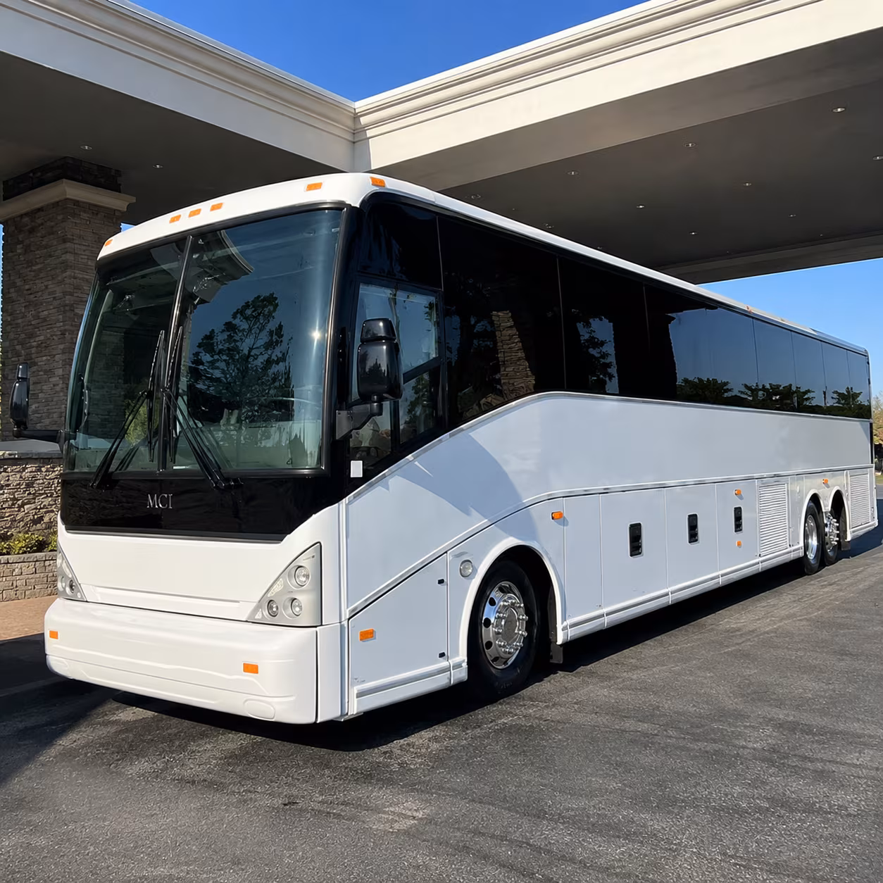 kansas city international airport mci charter bus pickups and drop offs