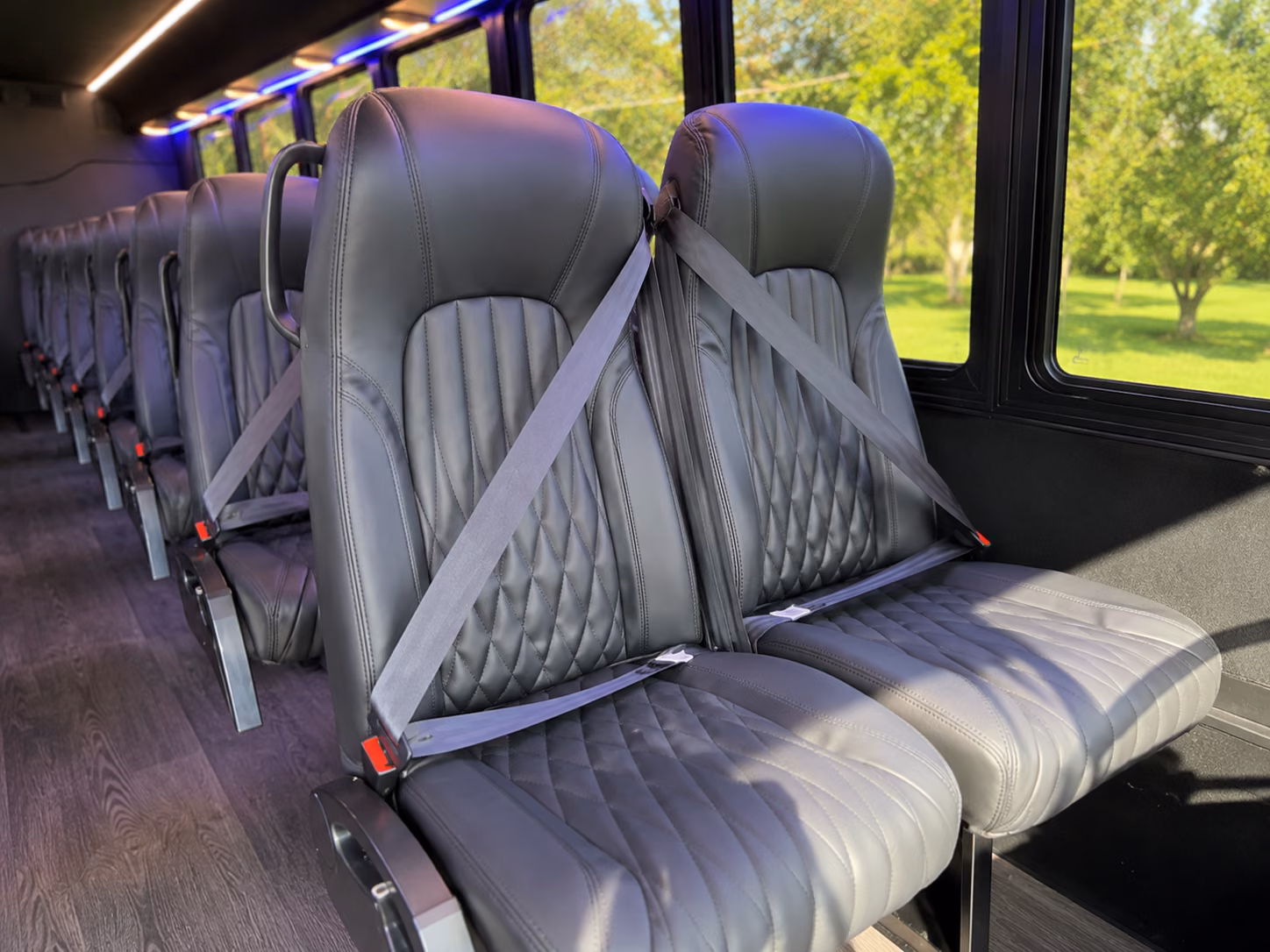 minibuses for knuckleheads saloon and east side venue runs