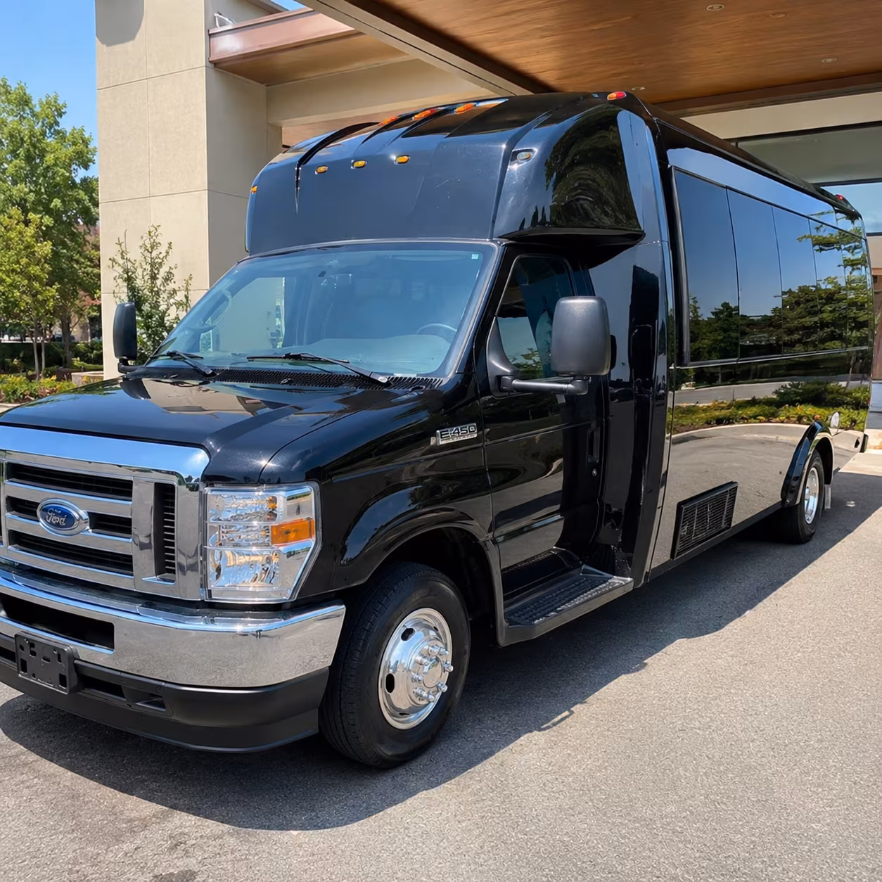 party buses for concert nights in the crossroads arts district